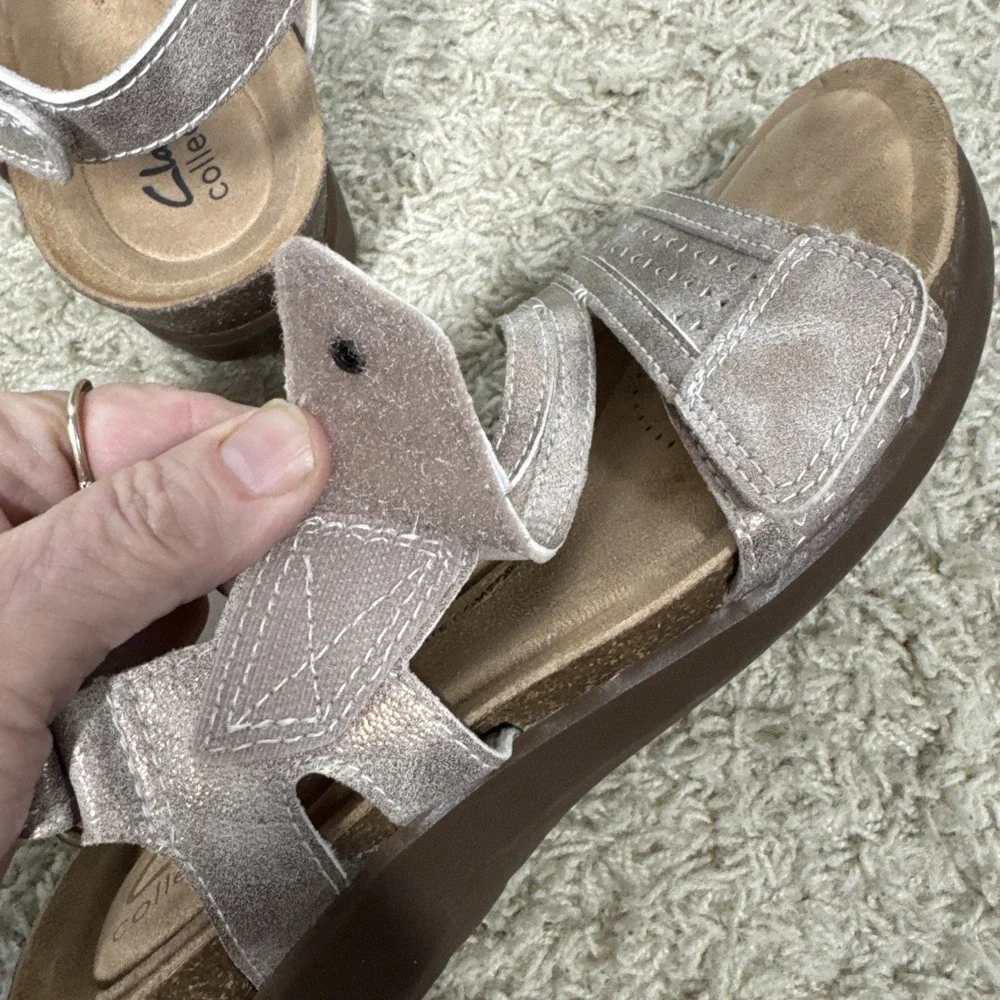 Clarks Calenne Carmen Sandal Wedge Leather Beige Gold Slingback Womens 7 Comfort